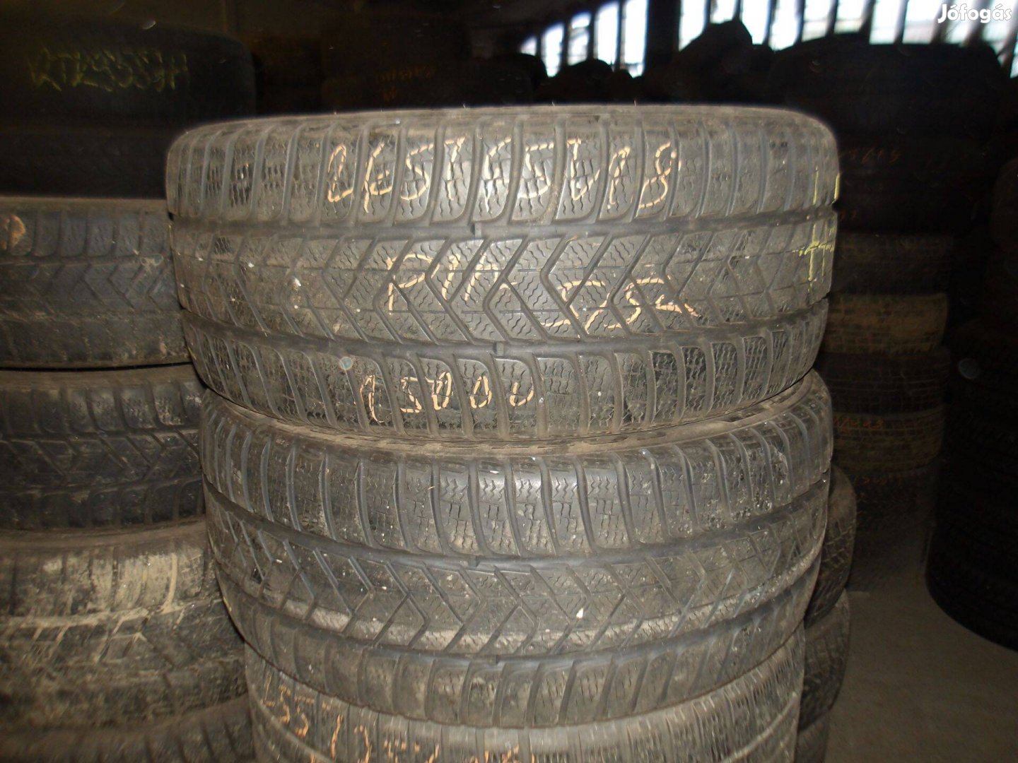 245/45r18 Pirelli téli gumi ajándék szereléssel