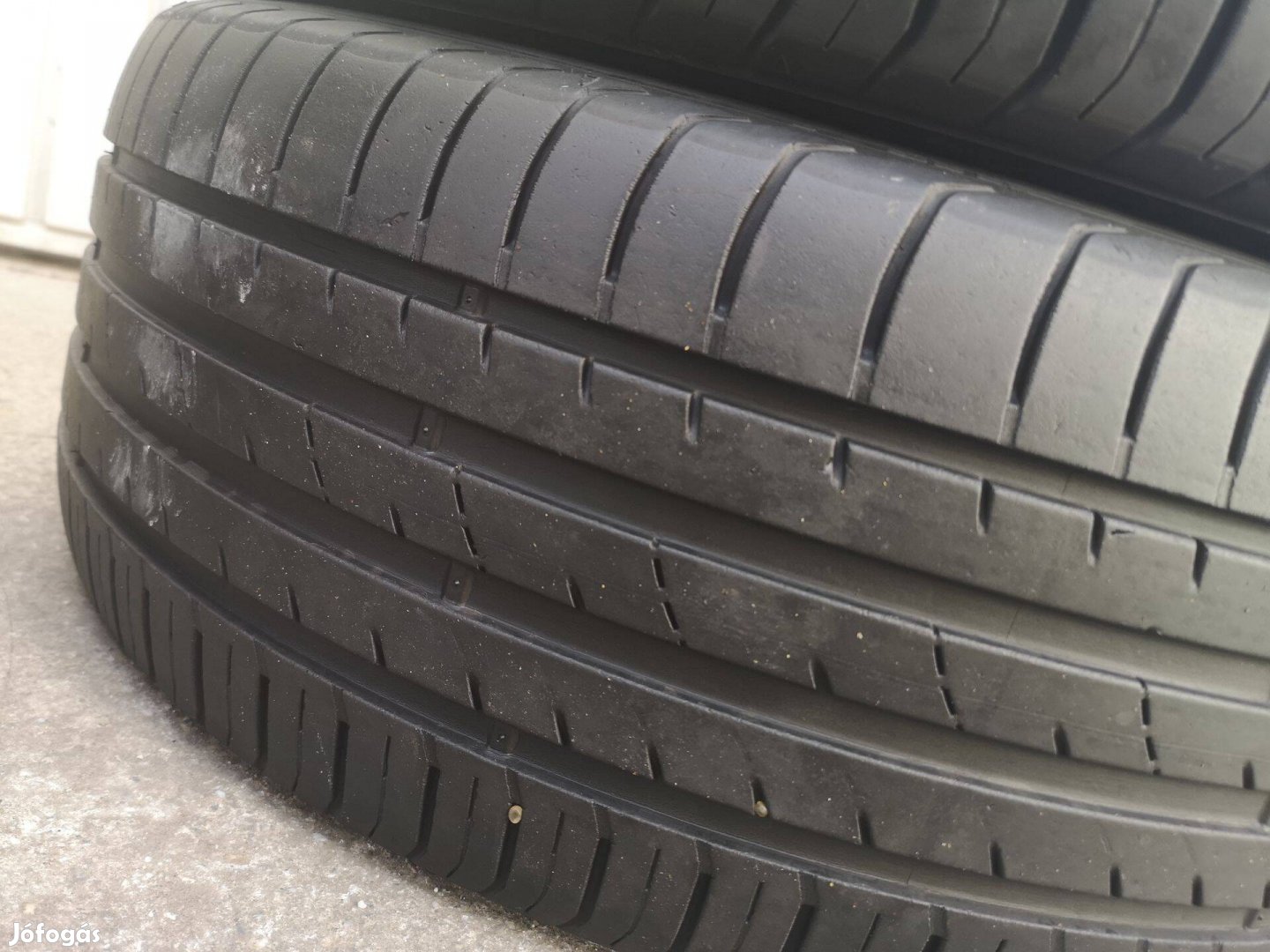 245/50R19 Kumho nyárigumik eladók