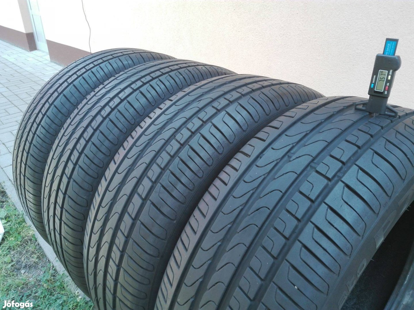 245/50R19 Pirelli nyári gumi garnitúra defekttűrő 245/50 r19