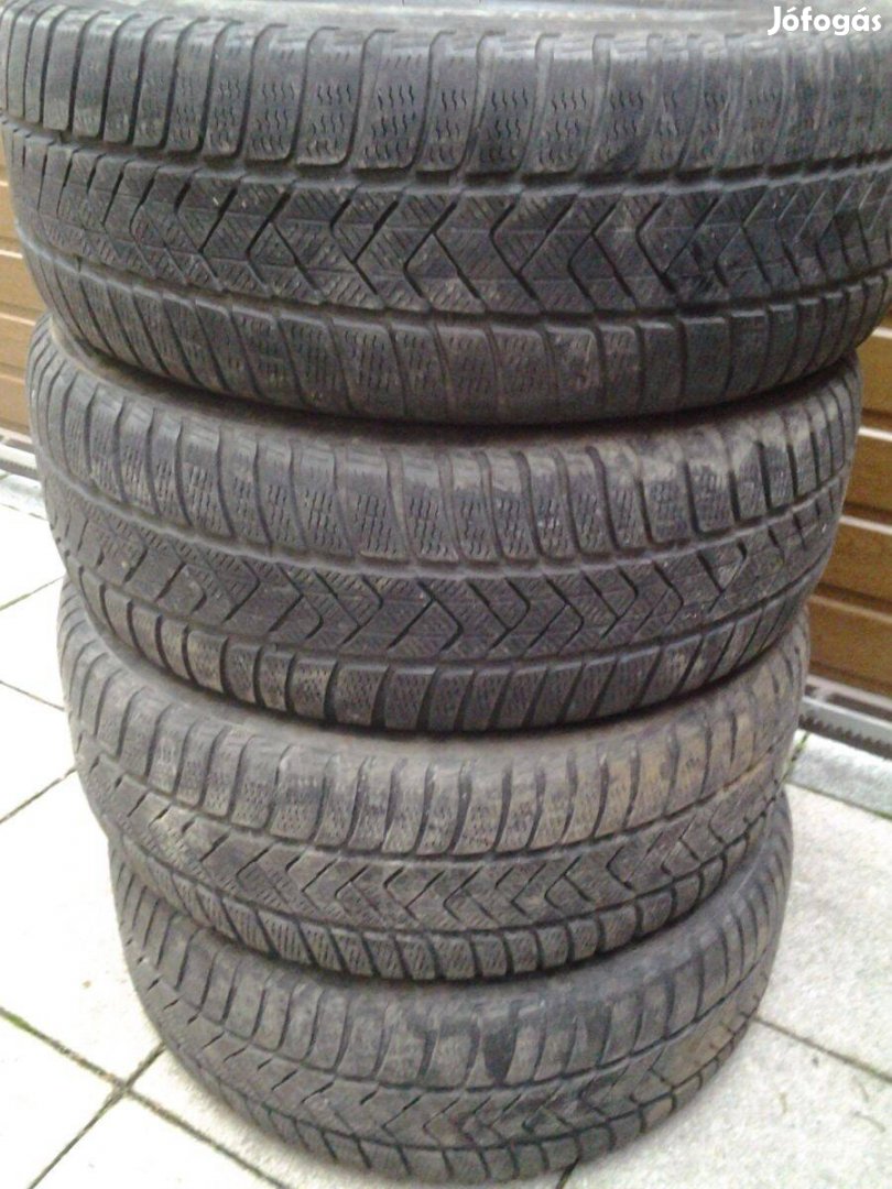 245 50 19 pirelli RSC 245/50 R 19 téli gumi garnitura