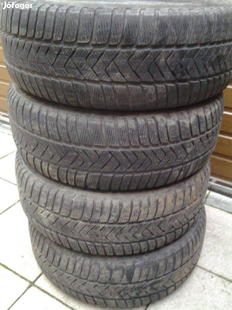 245 50 19 pirelli RSC 245/50 R 19 téli gumi garnitura