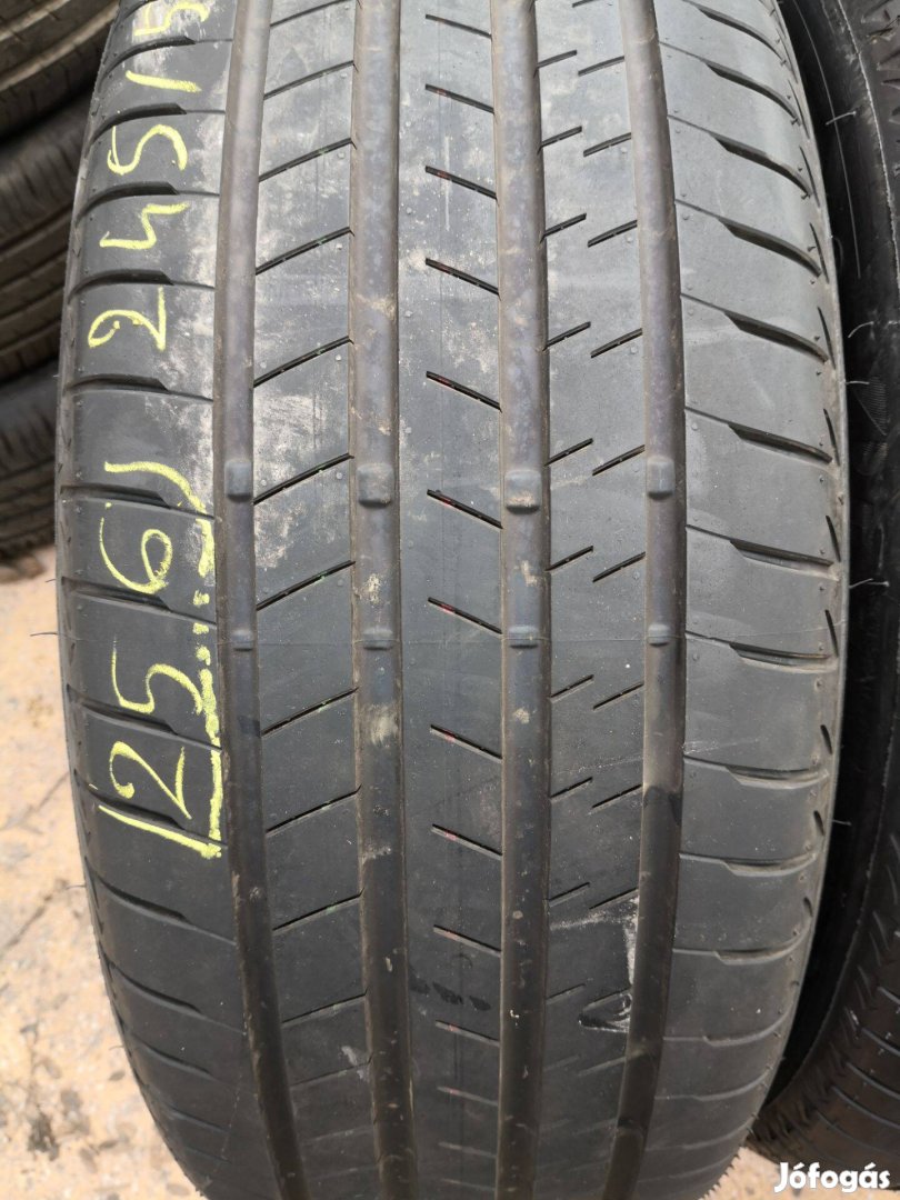 245/50 R19 Bridgestone Defekttűrő nyári gumi 140000ft a 4db/256/