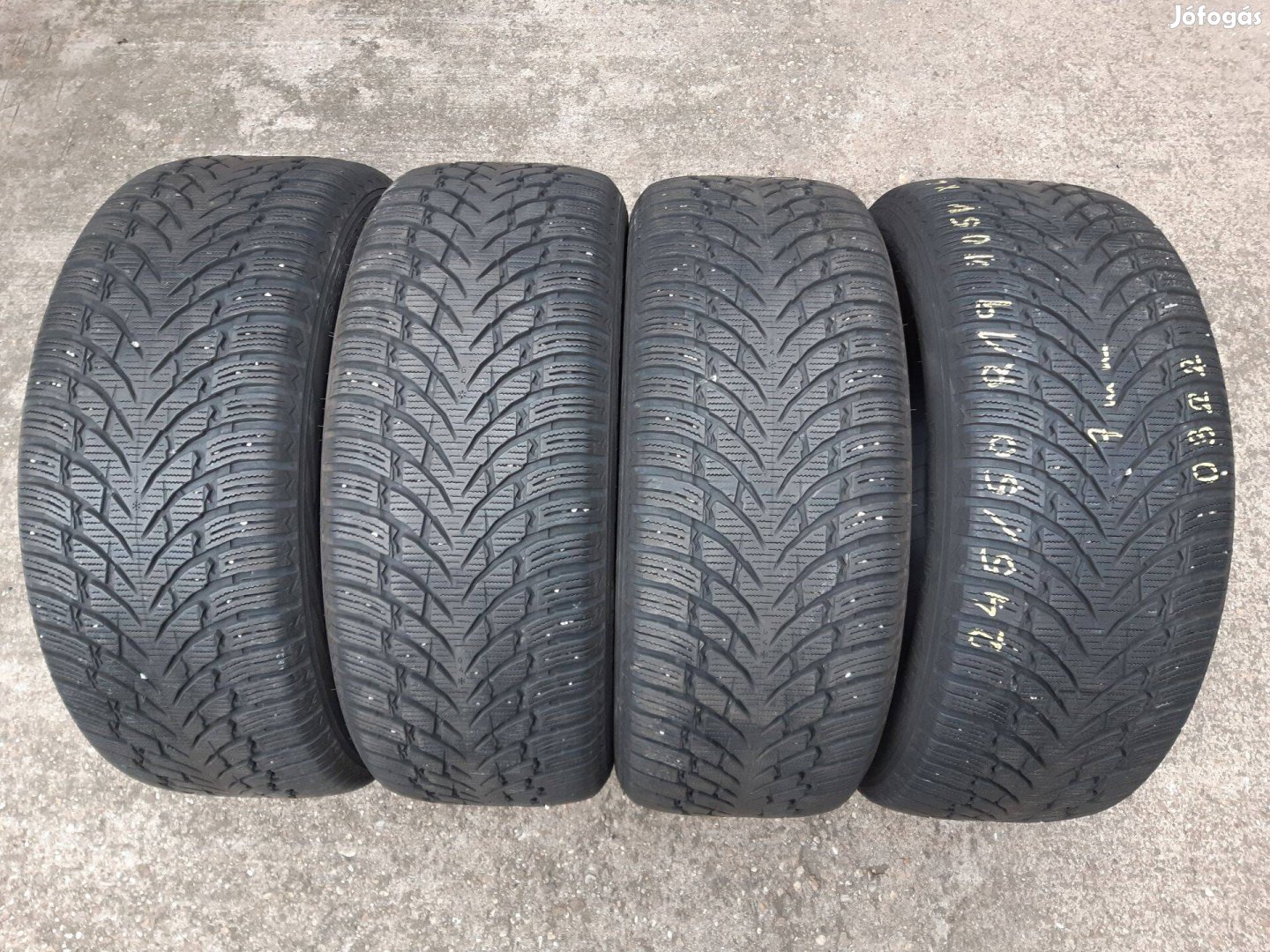 245/50 R19 -téligumik