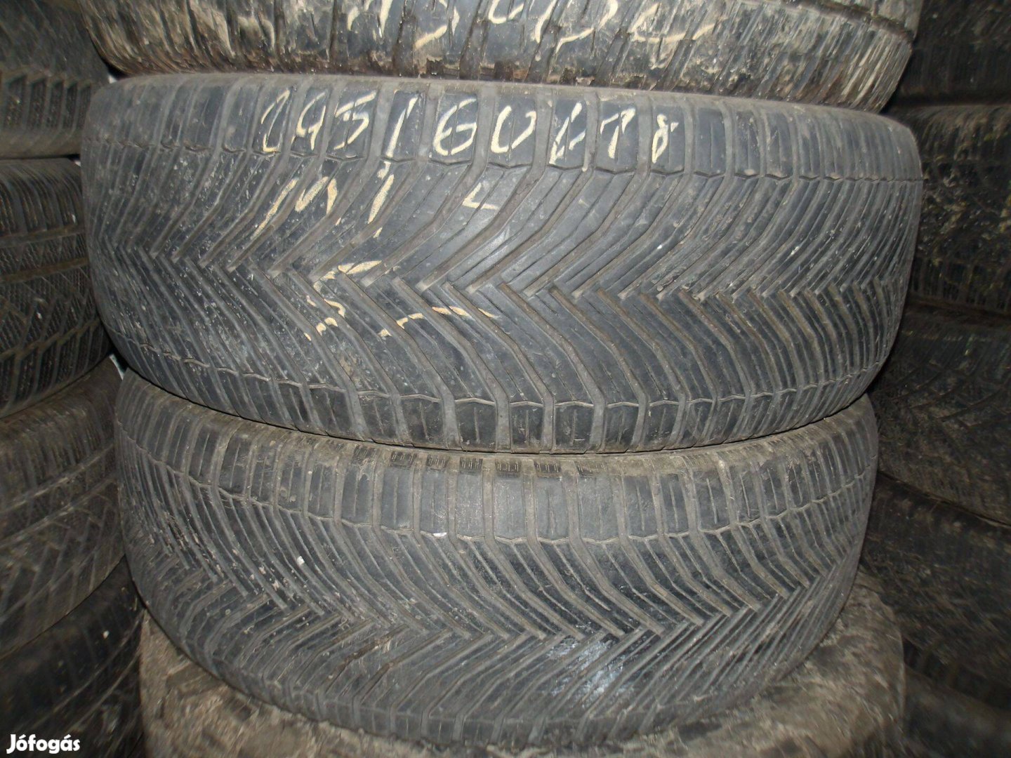 245/60r18 Michelin négyévszakos gumi ajándék szereléssel