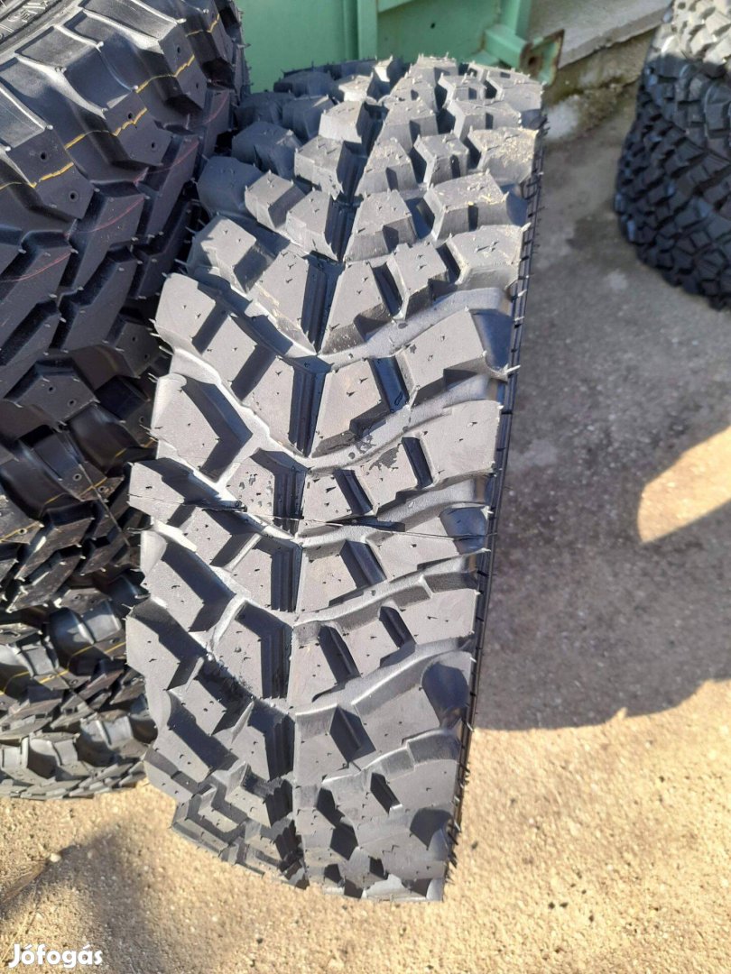 245/75R15 Sahara mintás terepgumi