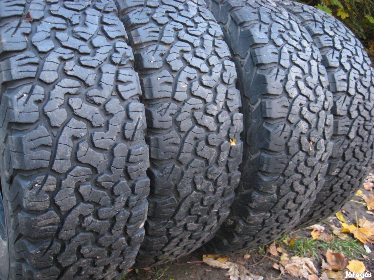 245/75R17 Bfgoodrich terepgumi BF Goodrich 245/75 R17 terep gumi AT