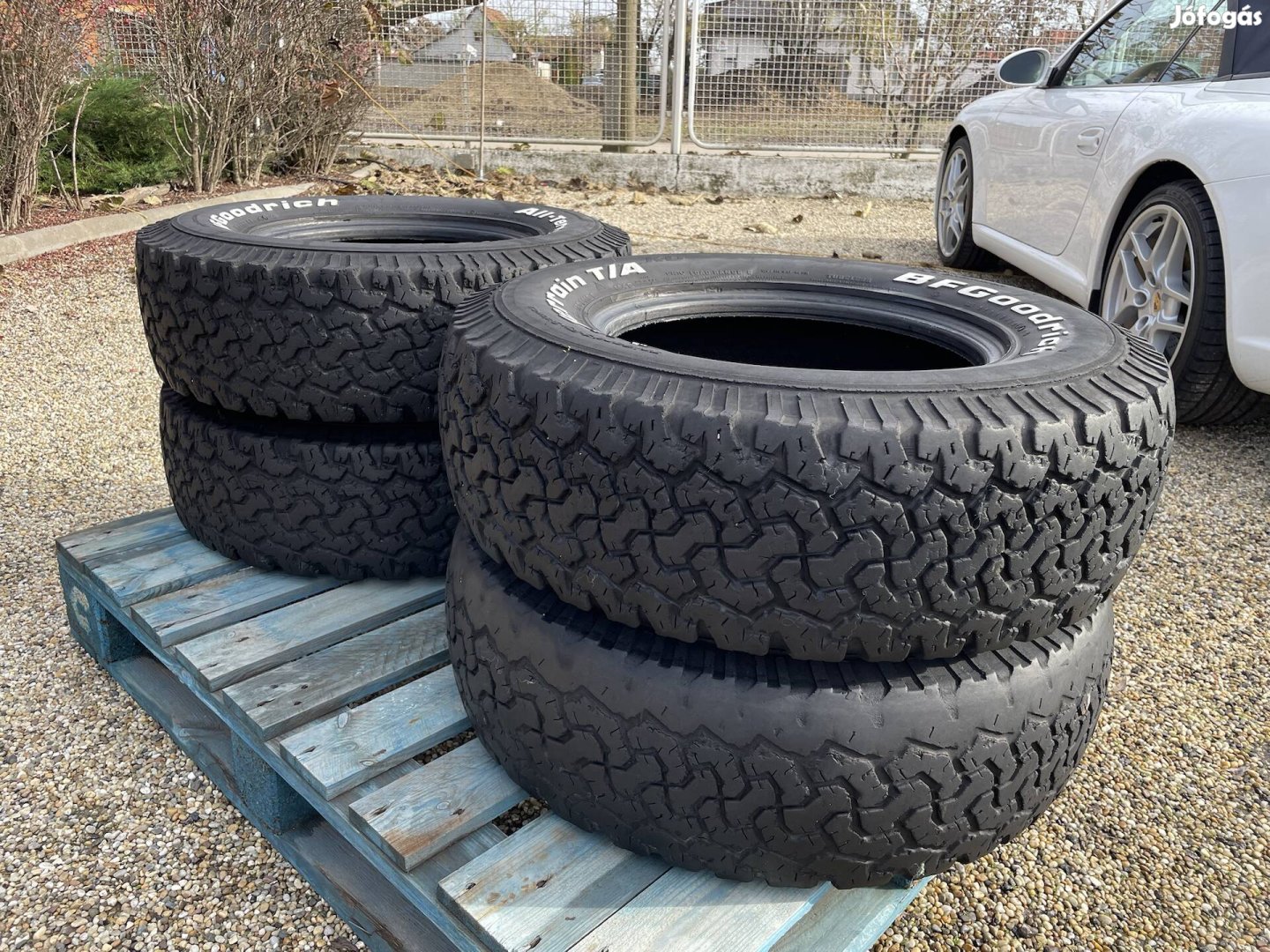 245/75 R16 Bfgoodrich all-terrain