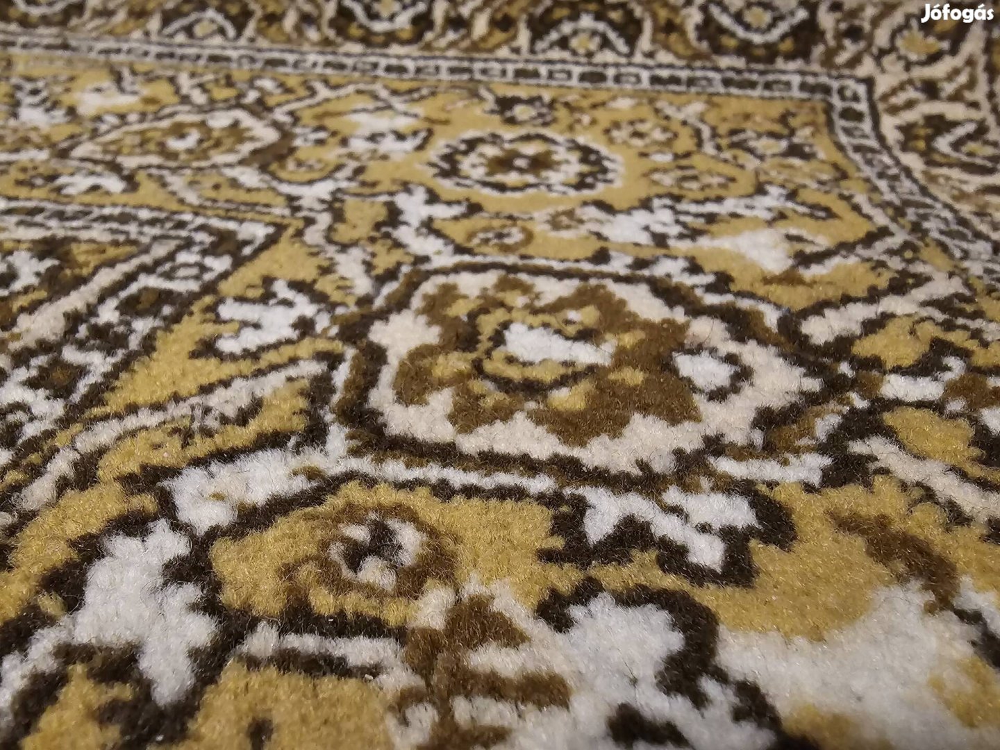 245x165 gyapjú perzsa szőnyeg