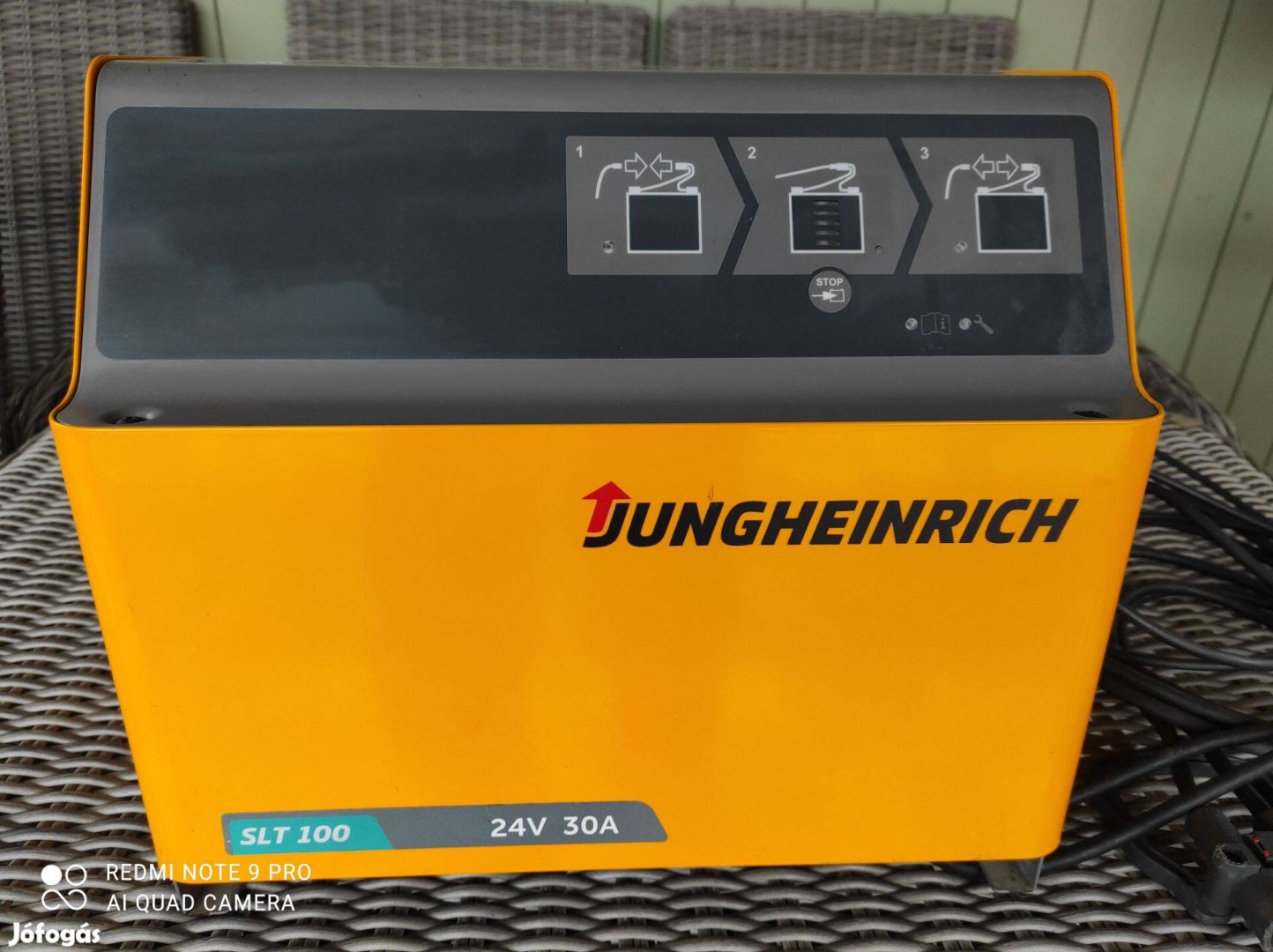 24V 30A Jungheinrich akkumulátortőltő, akkumulátor töltő