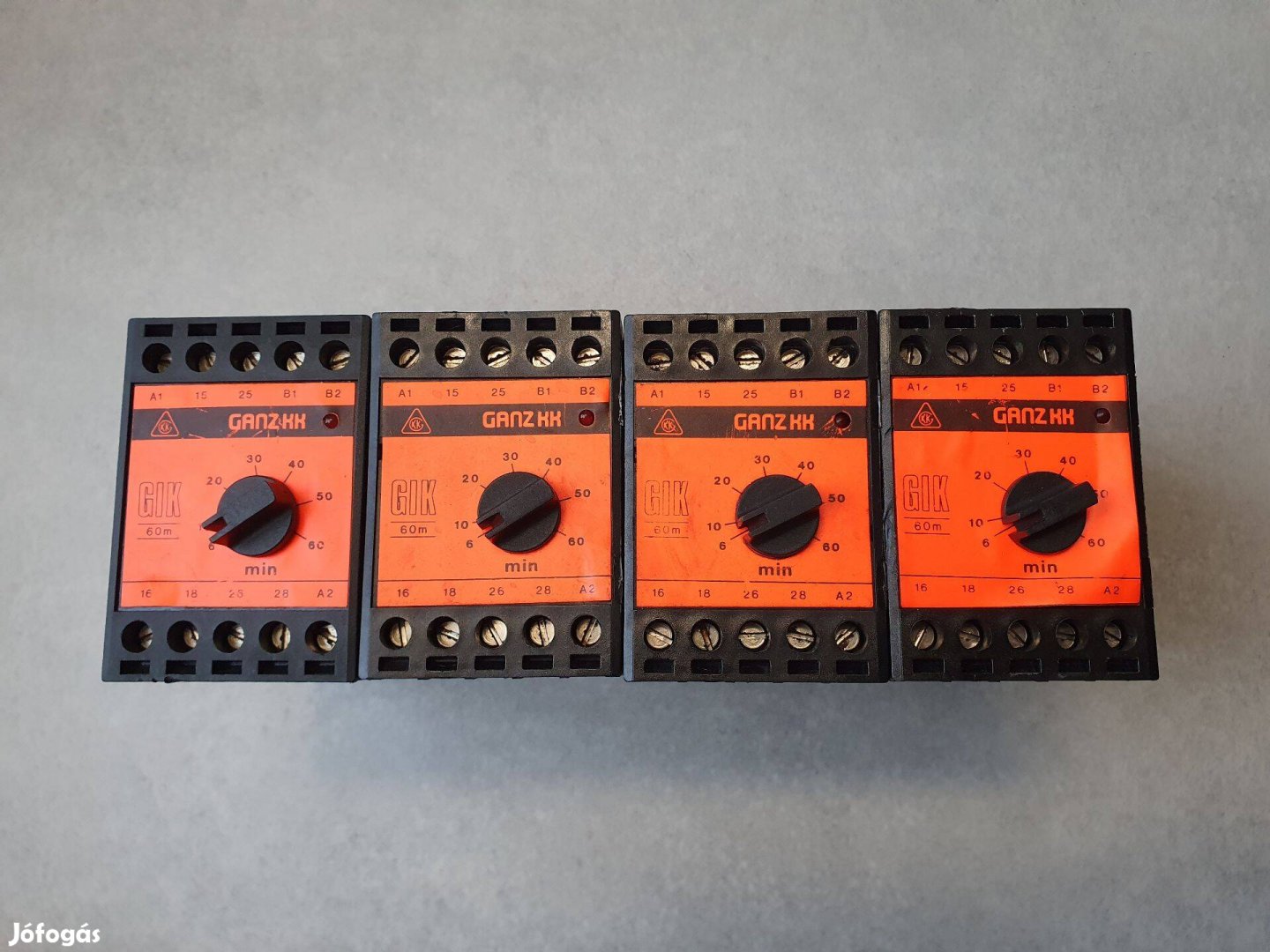 24V Ganz kikapcsolás késleltetők