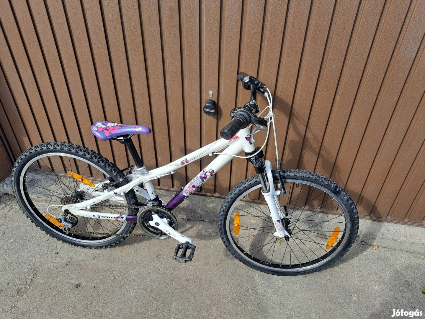 24 Scott aluvázas lányka kerékpár posta megoldhato 