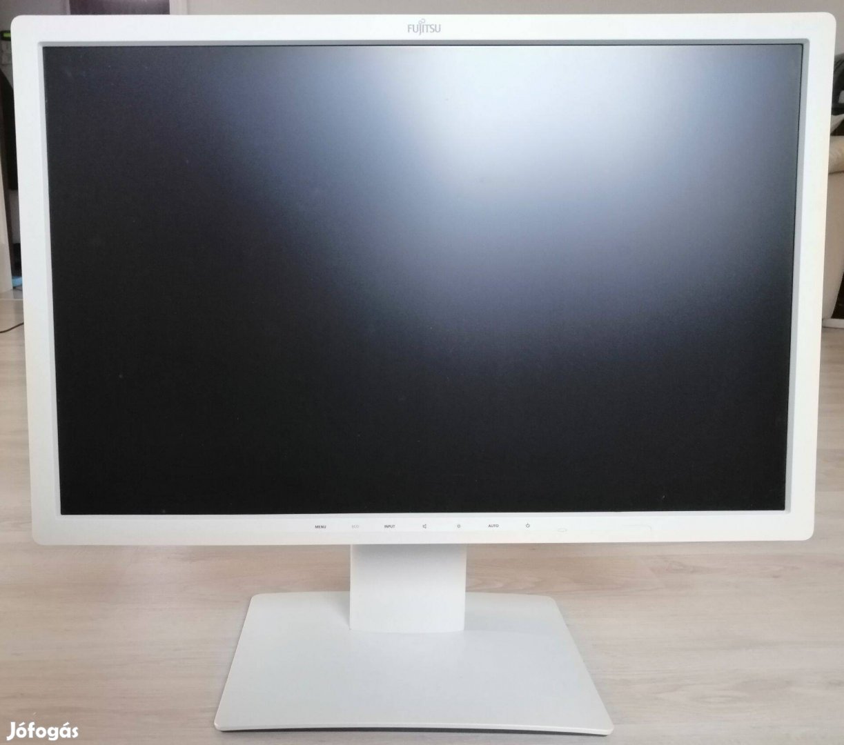 24" Fujitsu monitor nagyon szép állapotban eladó