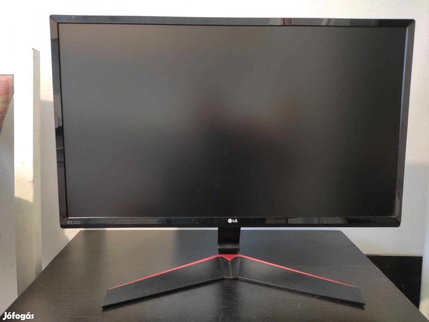 24" LG LCD gamer monitor eladó