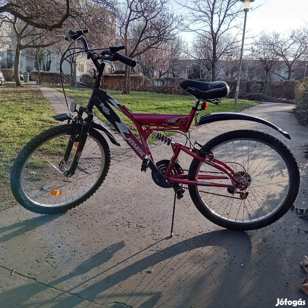 24-os MTB kerékpár