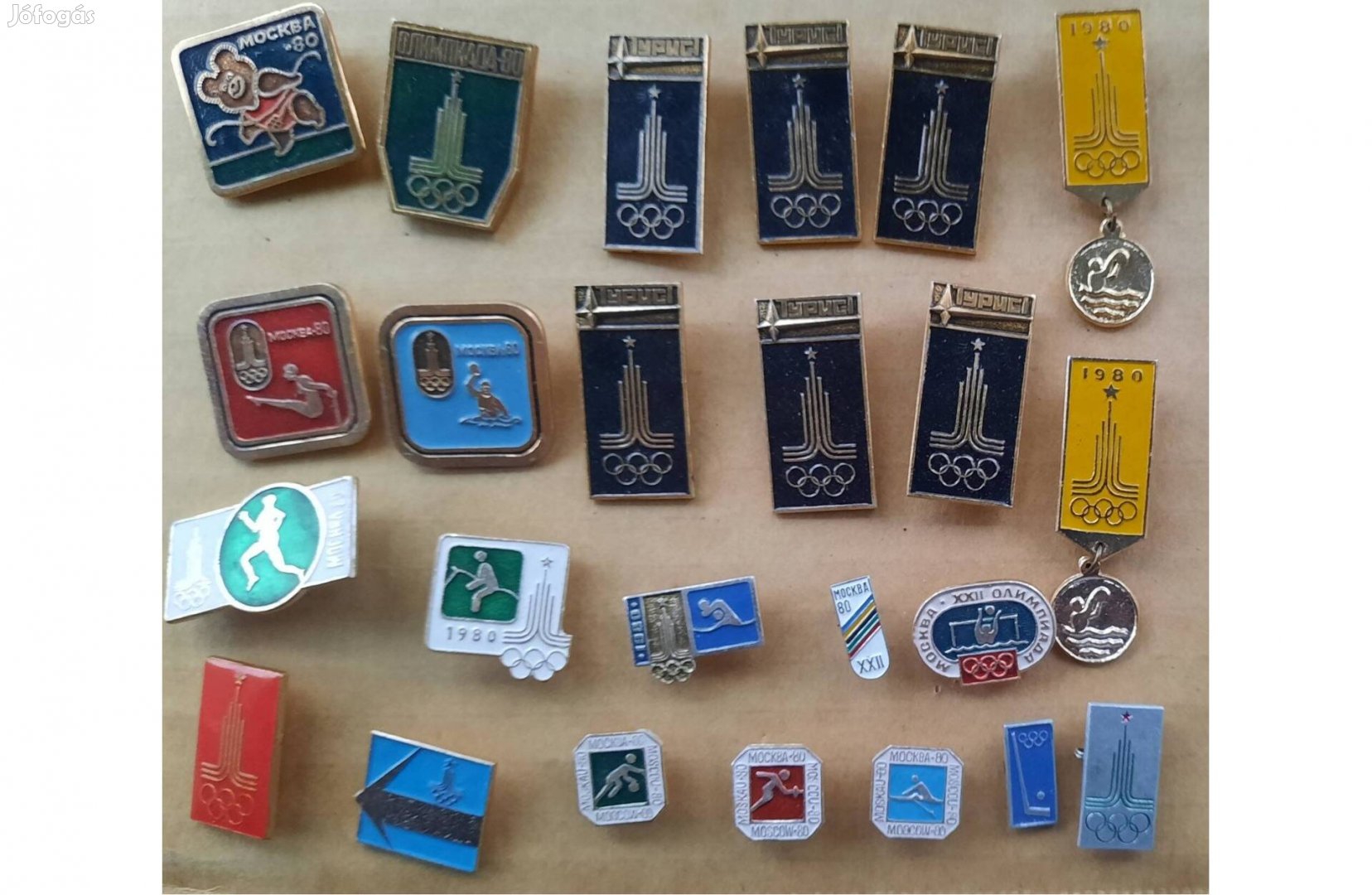 24 darab ,1980-as moszkvai olimpiai jelvény és kitűző eladó