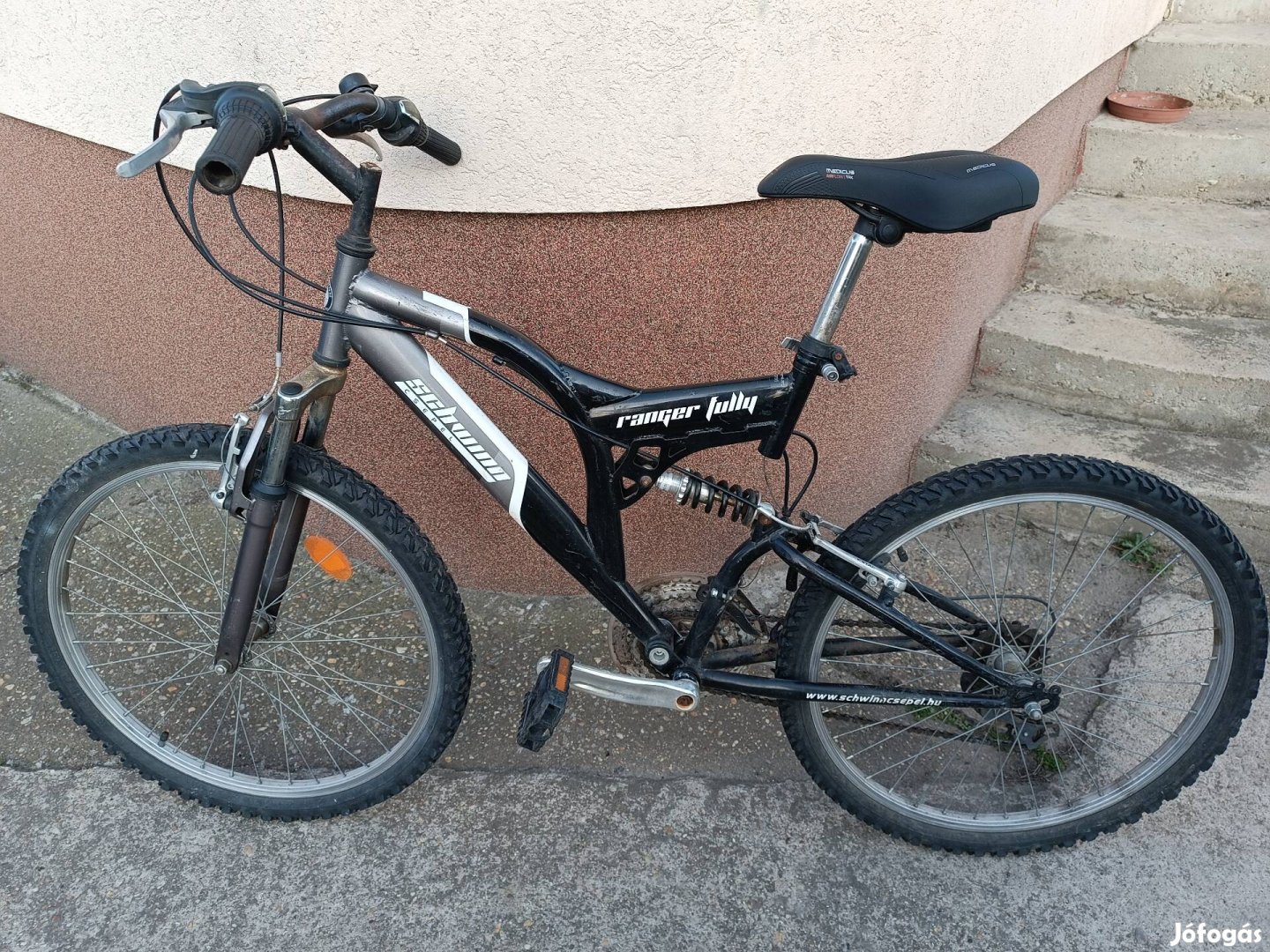 24-es Schwinn Csepel bicikli