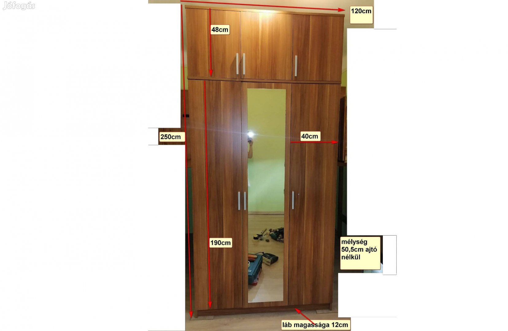 250 * 120cm-es ruhásszekrény/előszoba szekrény eladó!