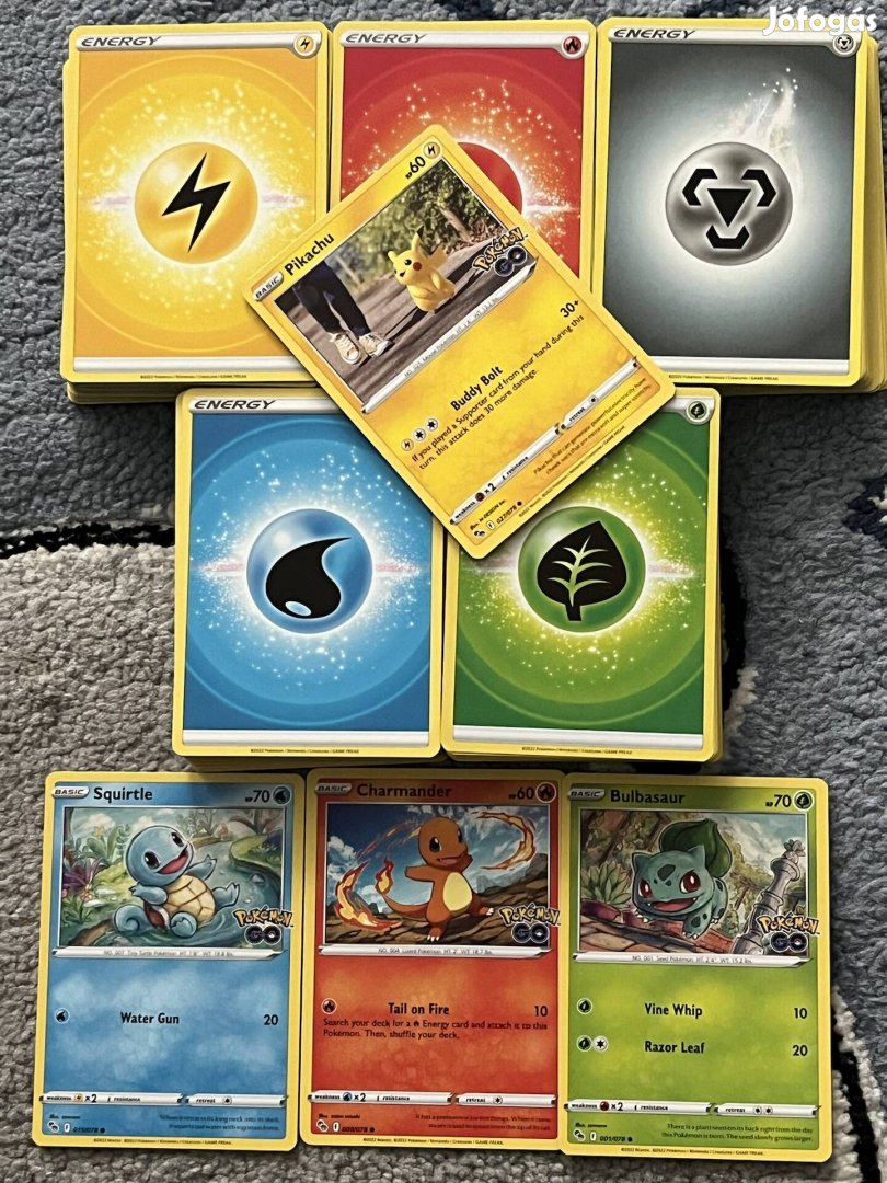 250 db Eredeti Pokémon / Pokemon kártya ajándékkal !