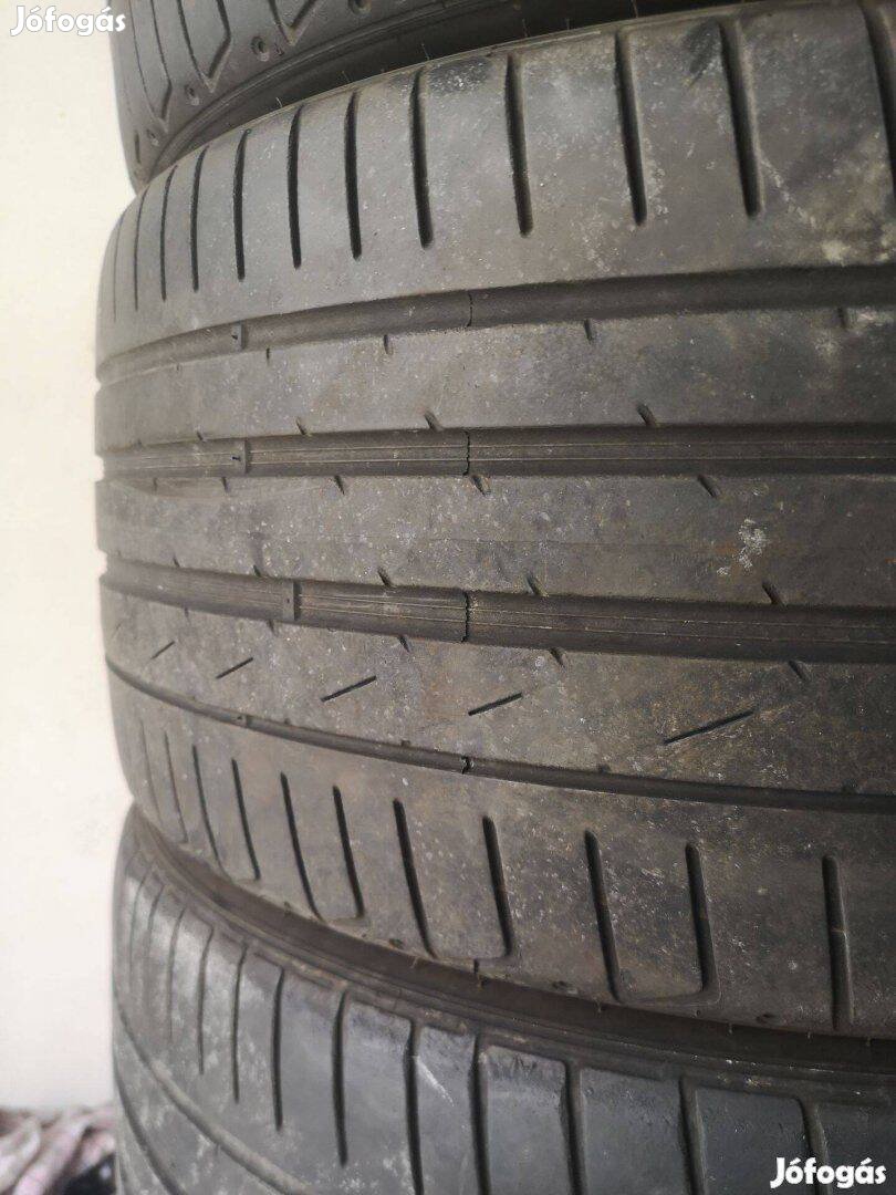 255/35R19 25e/2db Hankook nyárigumik eladók