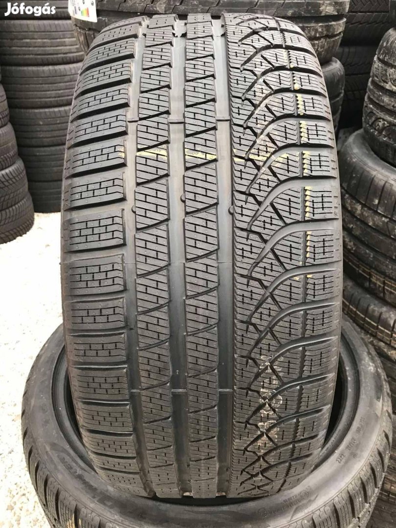 255/35R20 255/35 R20 új Pirelli téli gumi Dot22 ÁR/db