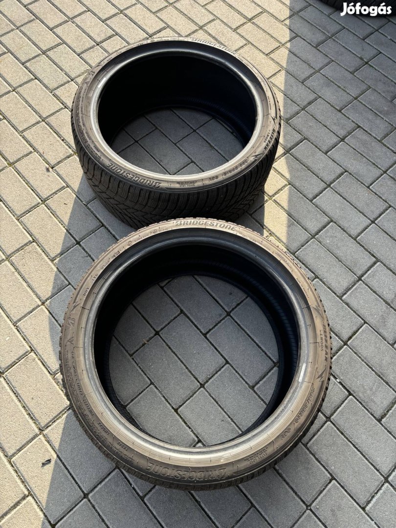 255/35 R19 téligumi 