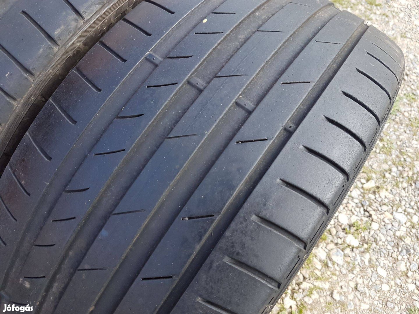 255/35 R20 nyári gumi 2db Kumho DOT2021