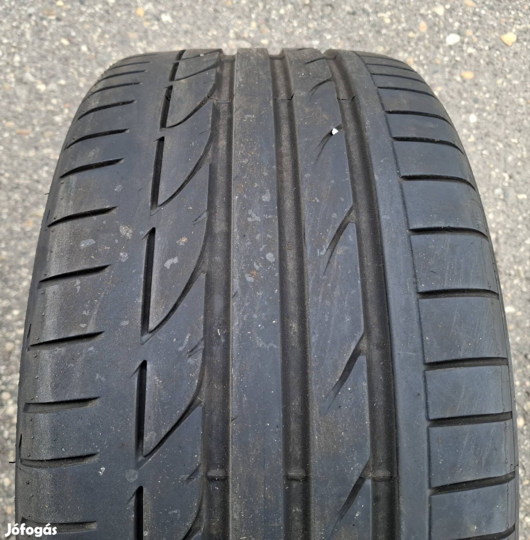 255/35 r19 Bridgestone Potenza s001 RSC. 1db.
