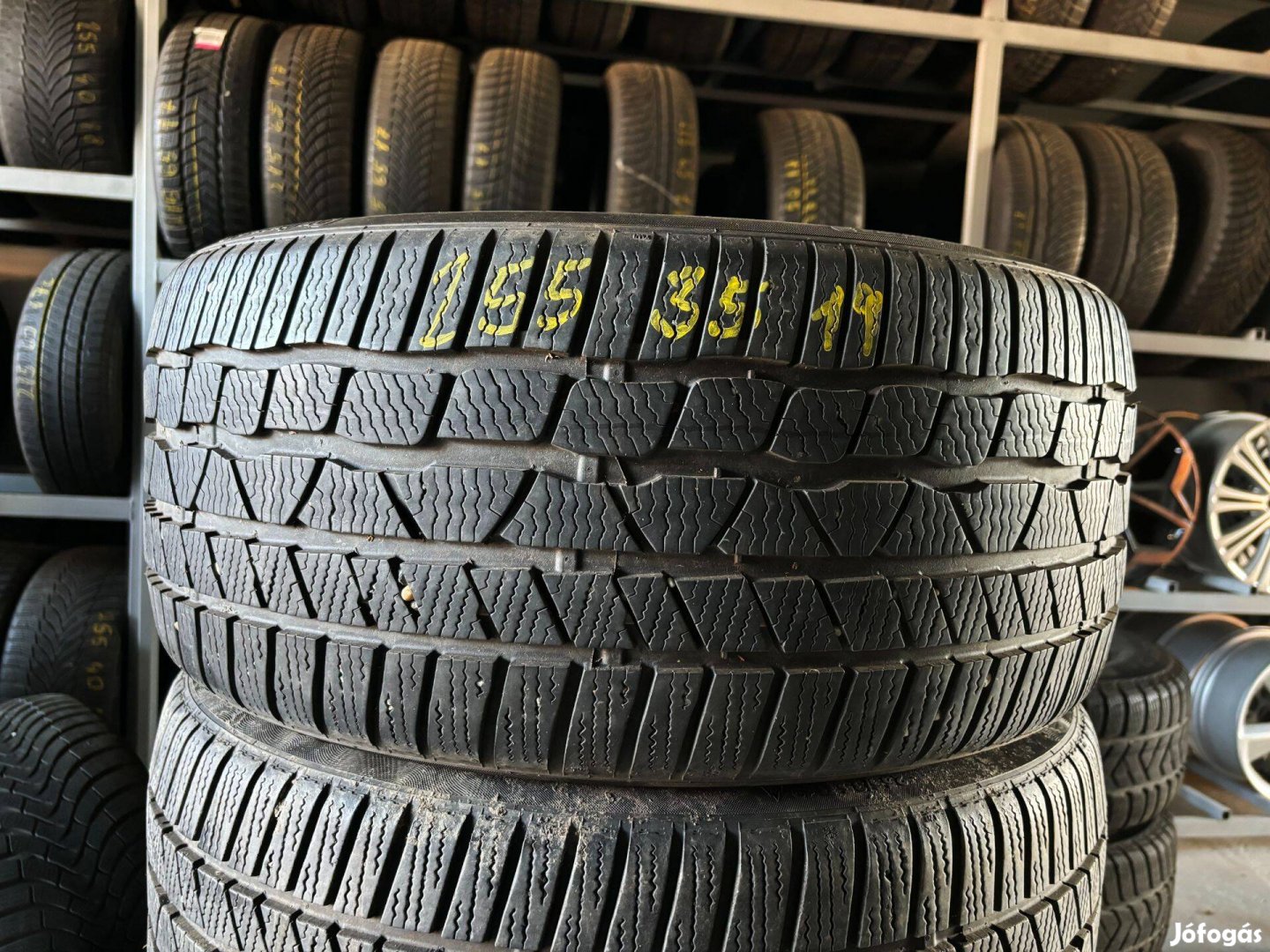 255/35 r19 Continental téligumi 7mm 2db eladó 255/35r19