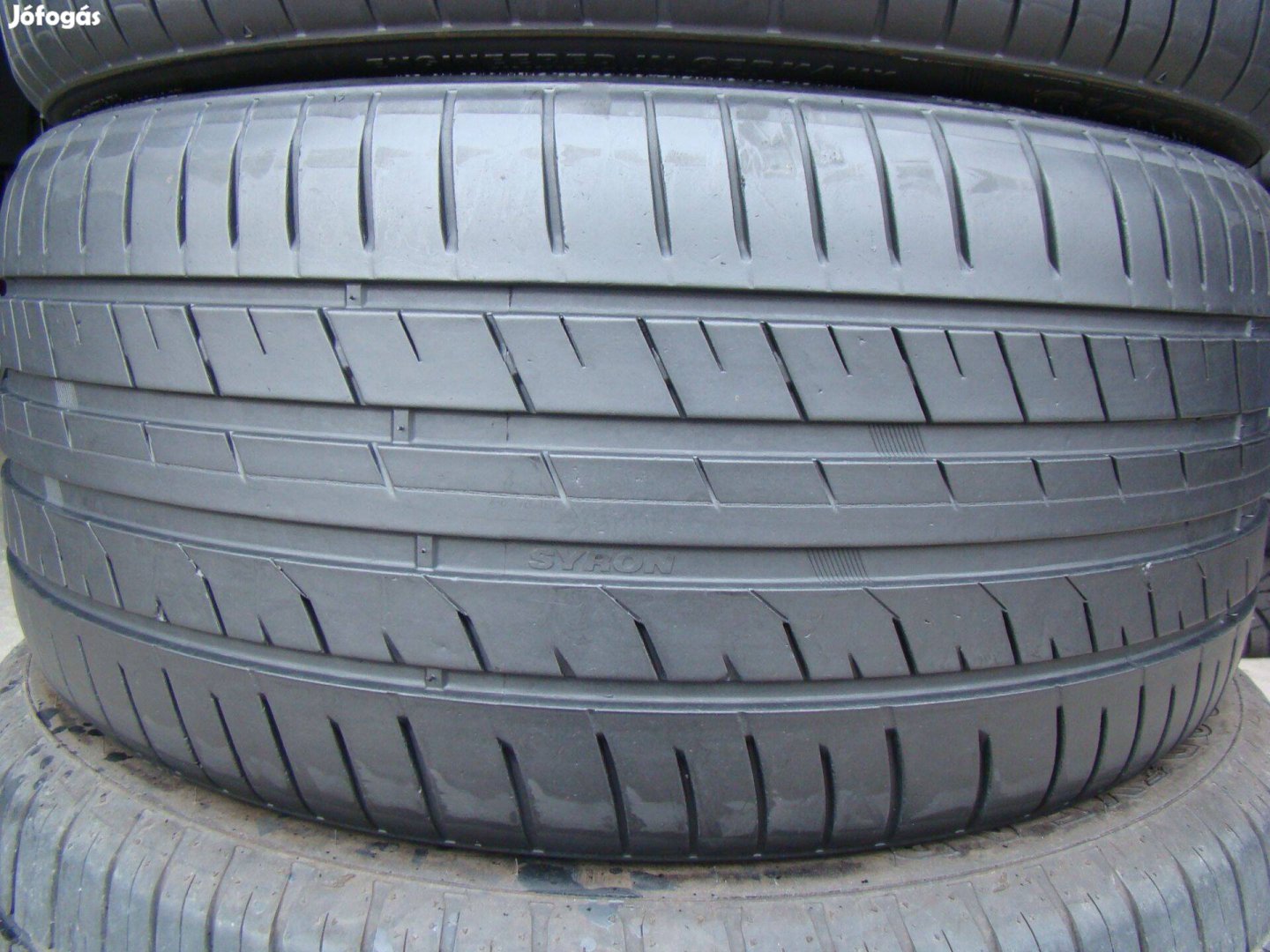 255/35 r20 Syron nyári gumi 255/35r20