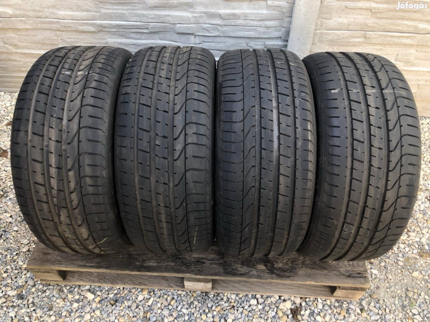 255/35r19 Pirelli P Zero Újszerű 95% nyári gumi 