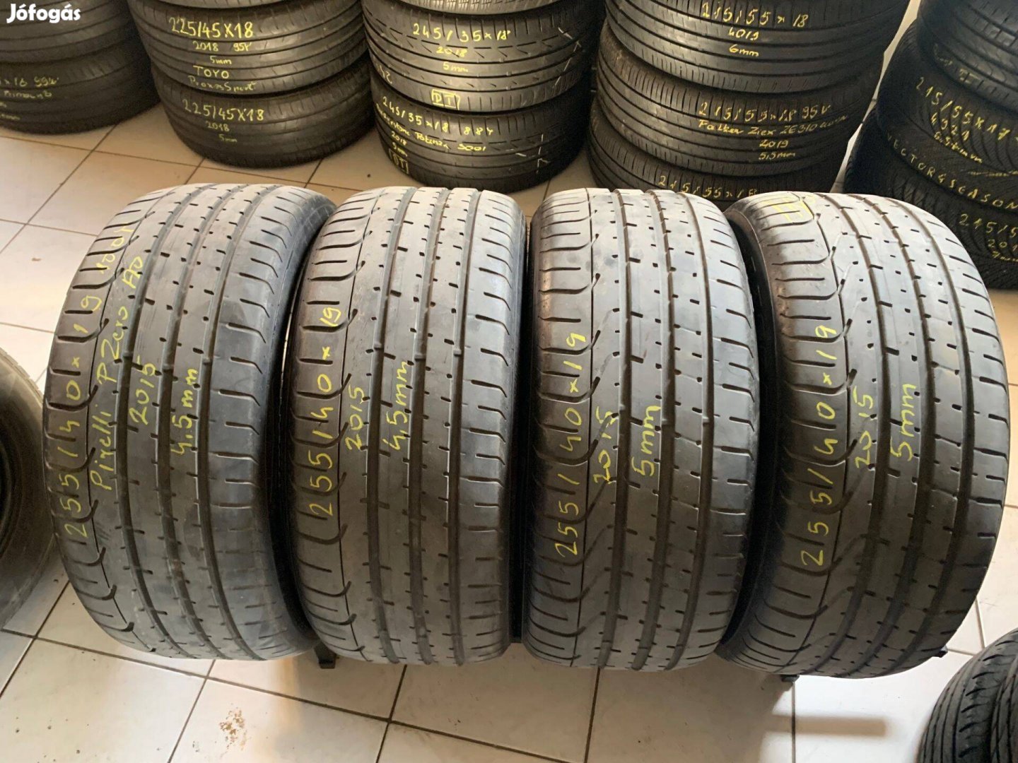 255/40R19 255 40 19 255/40x19 Pirelli nyári gumi eladó