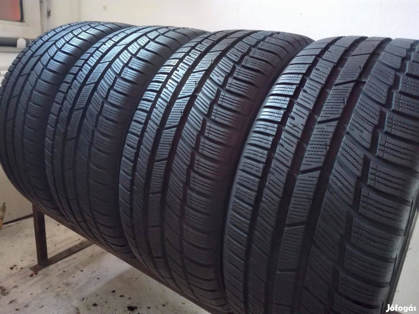 255/40R19 Toyo téli gumi garnitúra 255/40 r19