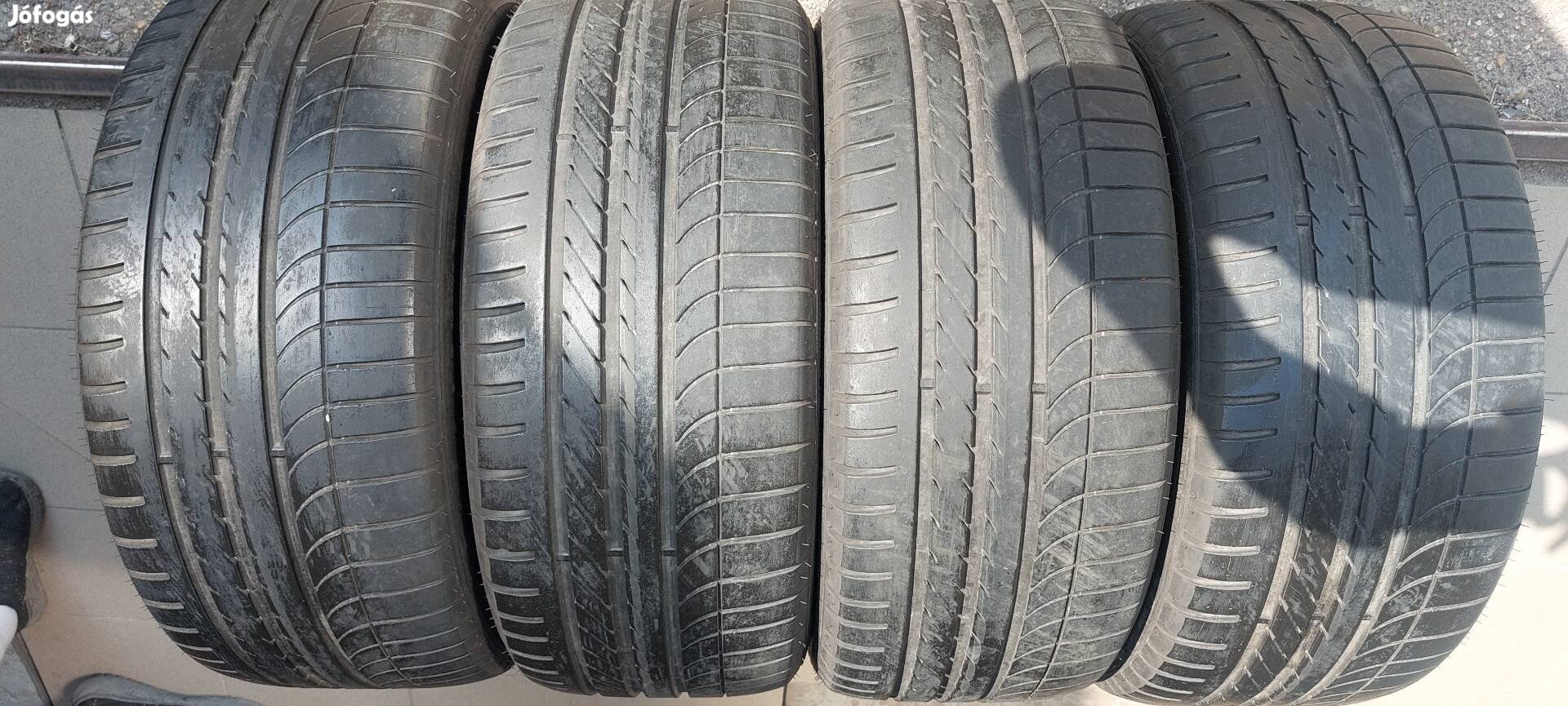 255_40R19" Goodyear Eagle F1 