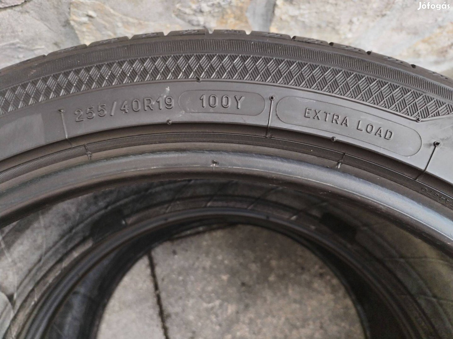 255 40 19 kleber 255/40 R 19 nyári gumi garnitura