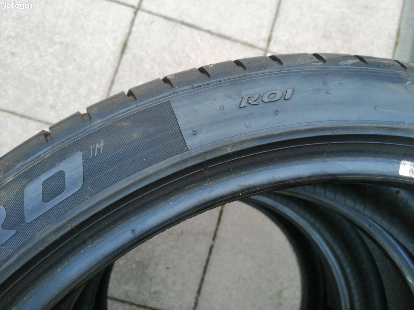 255 40 21 pirelli 255/40 R 21 nyári gumi garnitura