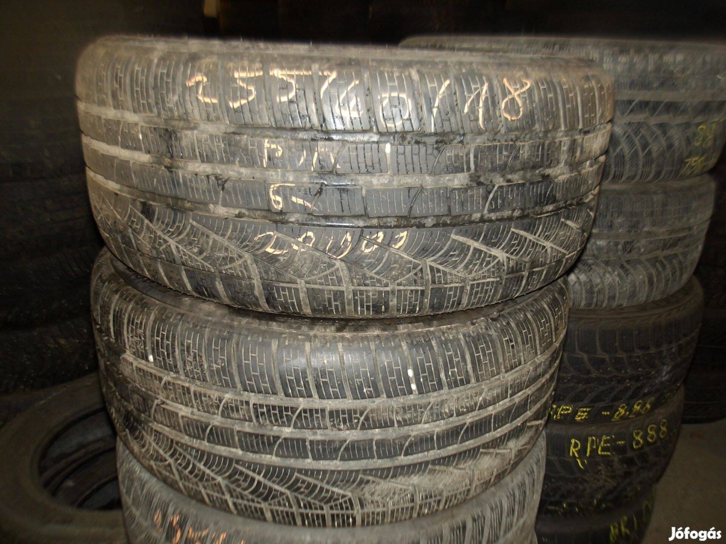 255/40r18 Pirelli téli gumi ajándék szereléssel