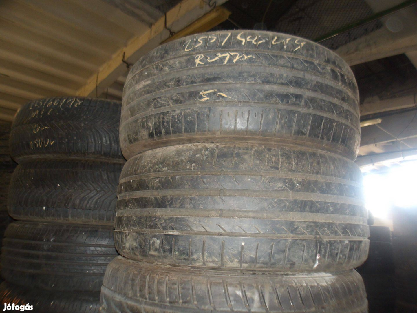 255/40r19 Rotala nyári gumi ajándék szereléssel