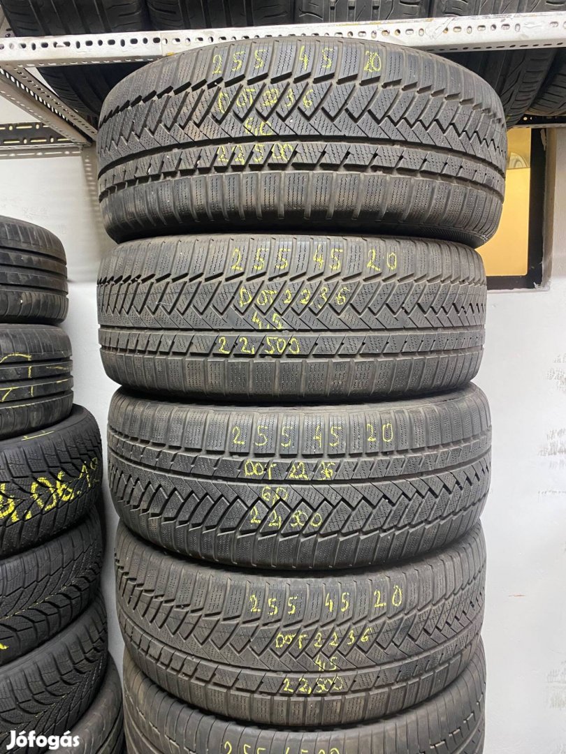 255/45R20 Continental Wintercontact TS850P