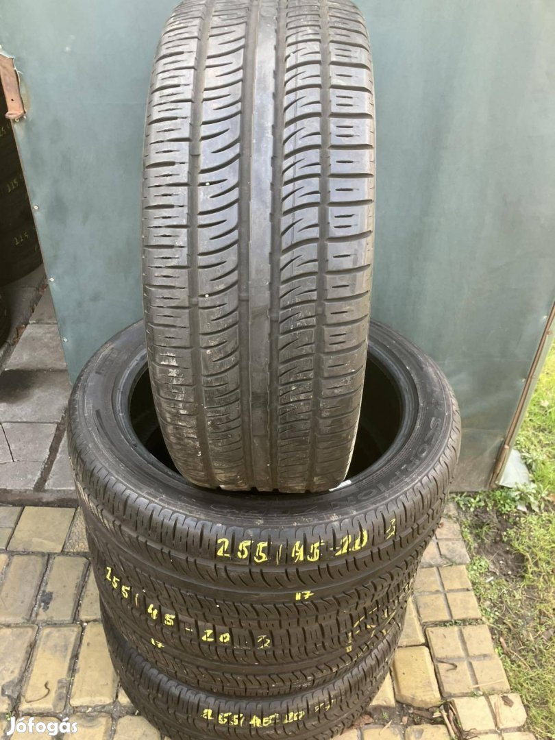 255/45R20 Pirelli Scorpion Zero