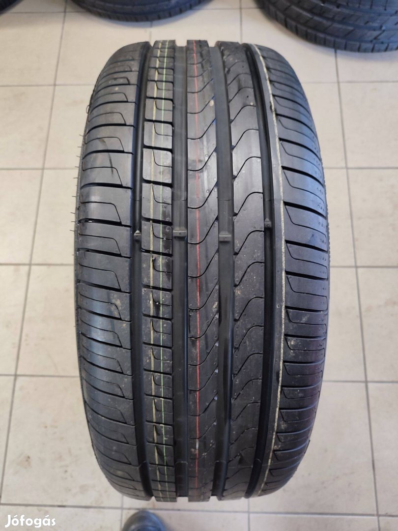 255/45-19 új Pirelli gumiabroncs garnitúra nyári!