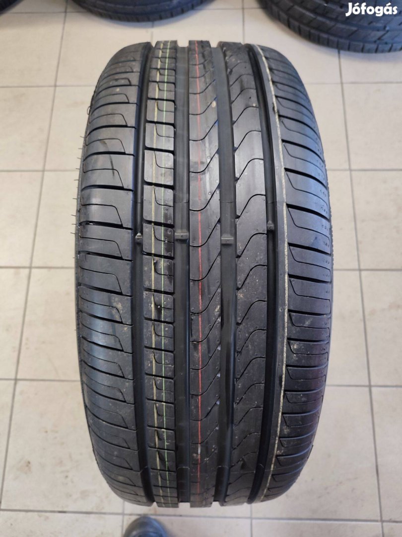 255/45-19 új Pirelli nyárigumi garnitúra!