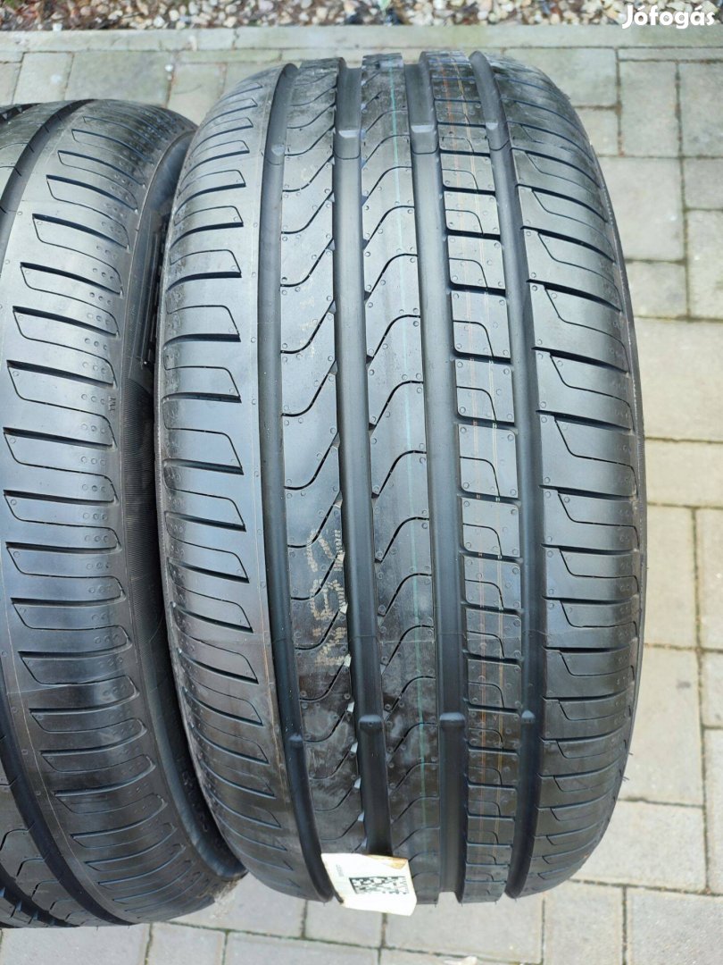 255/45-19 új Pirelli nyárigumi garnitúra!