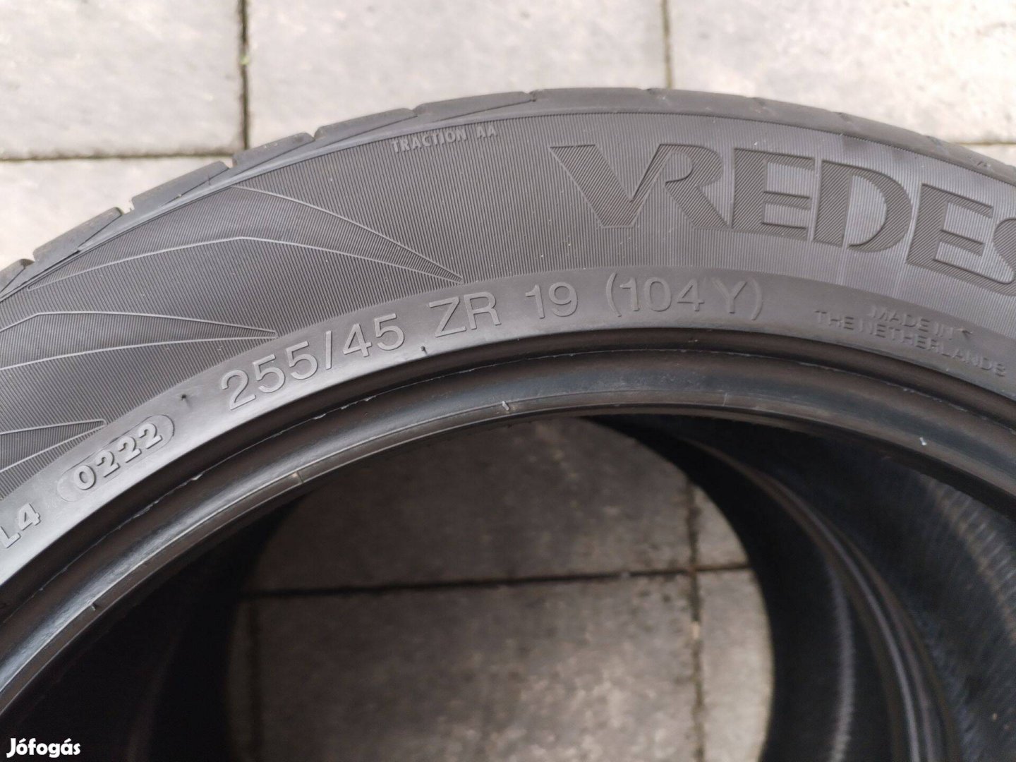 255 45 19 vredestein 255/45 R 19 nyári gumi garnitura