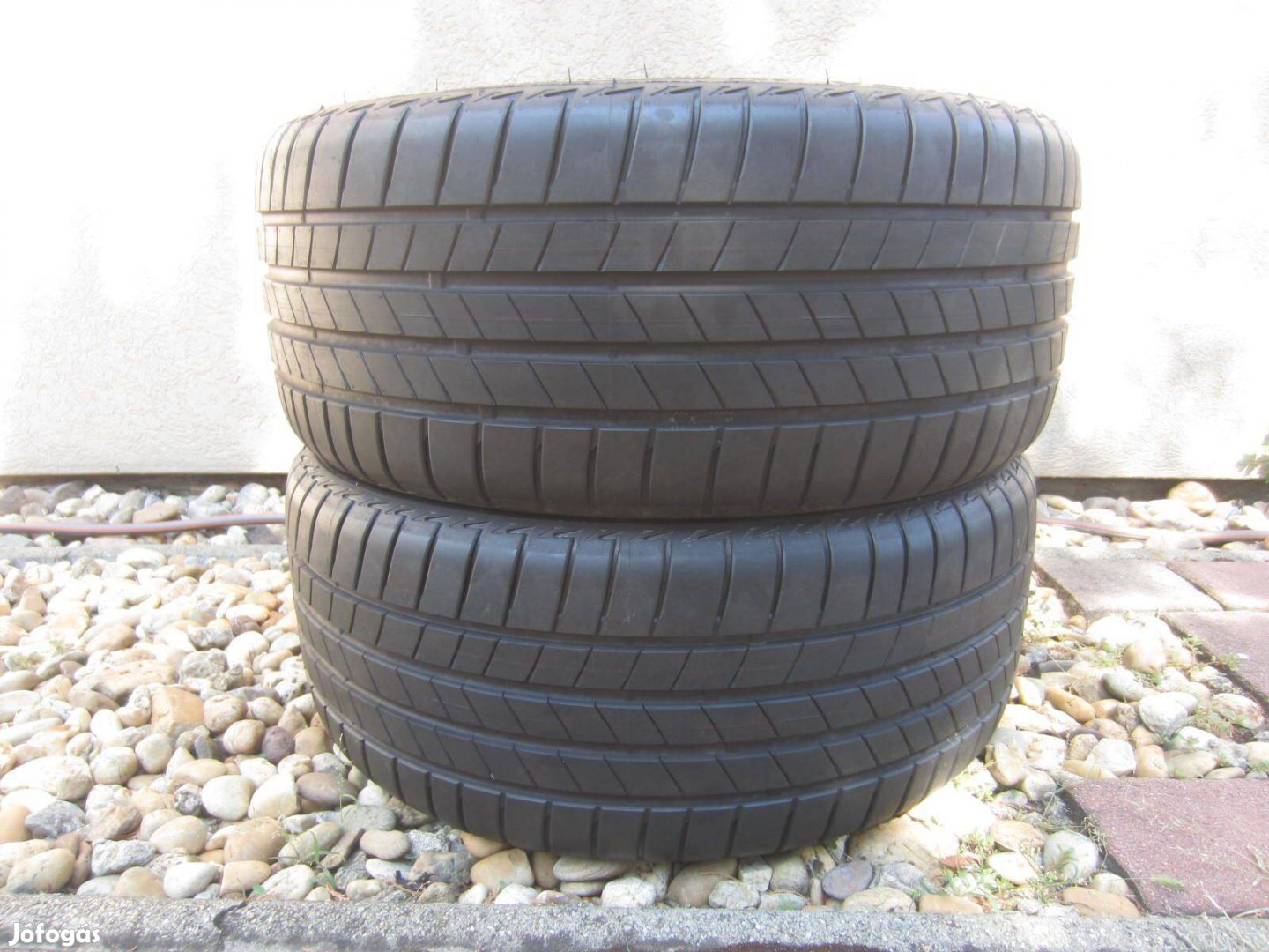 255/45 R18 Bridgestone T005 103H