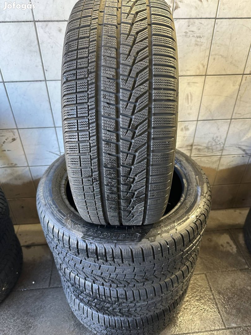 255/45 R19 Hankook téli 2022 MOE