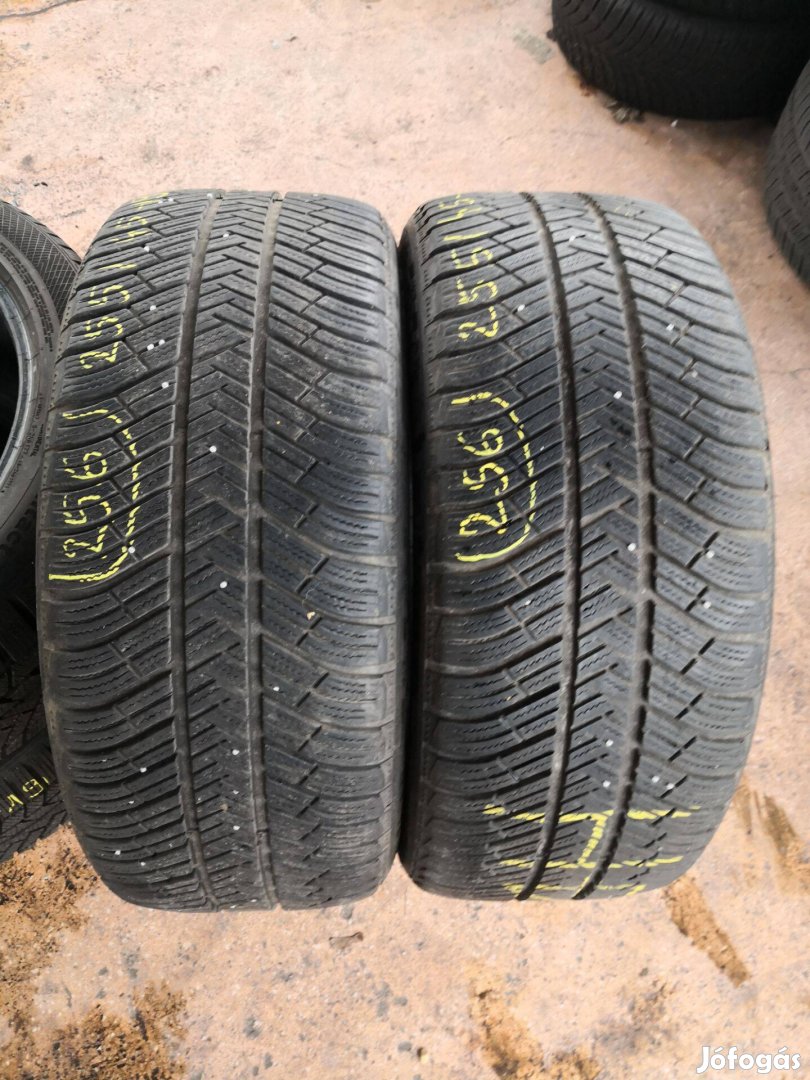 255/45 R19 Michelin téli gumi 20000ft a 2db/256/