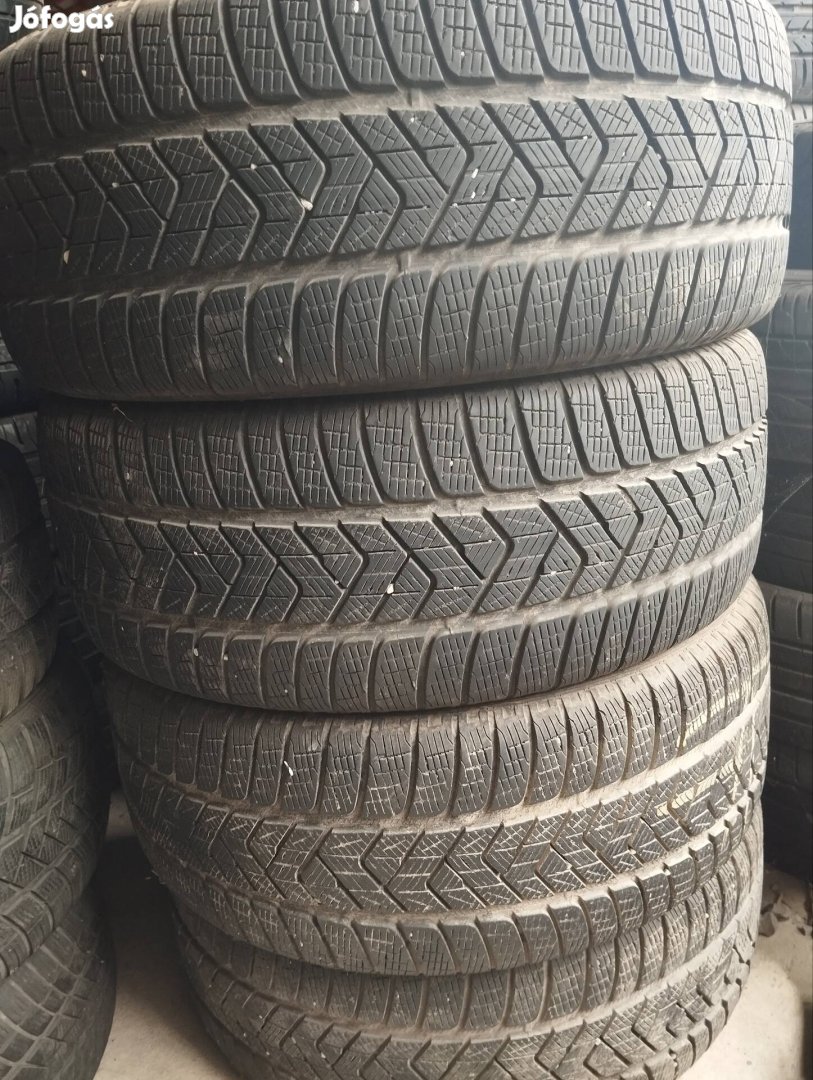 255/45 R20 Téli gumi Pirelli Németországból 7 mm