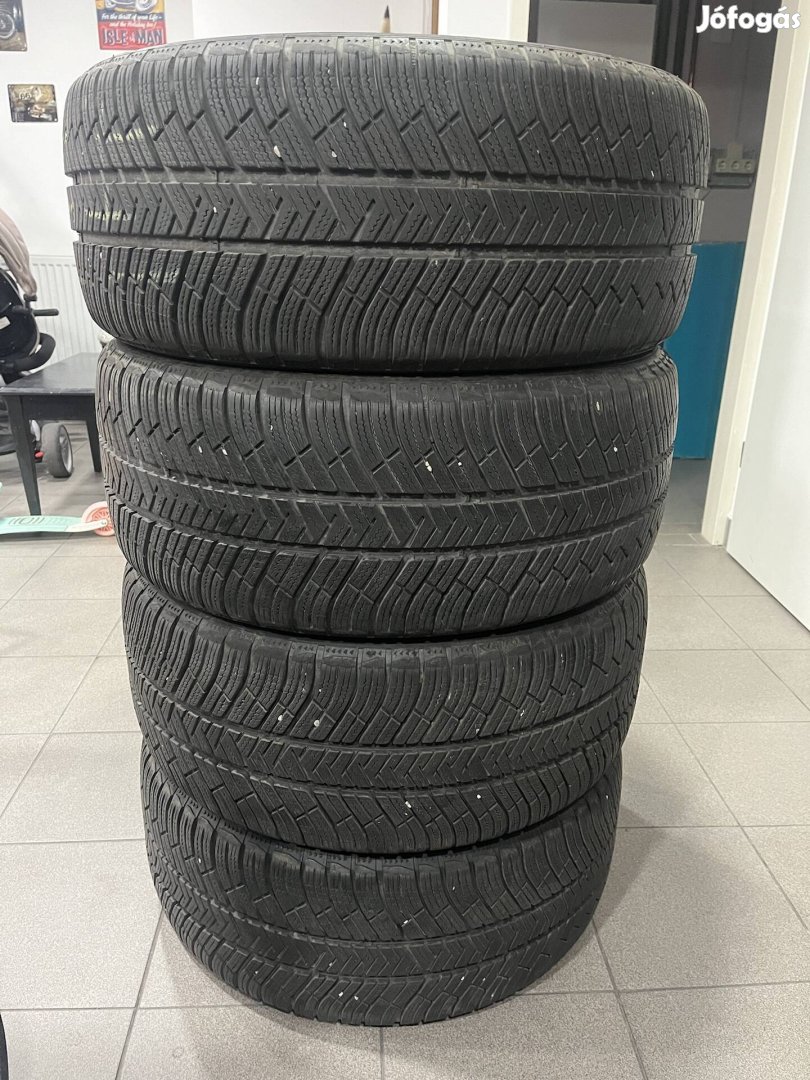 255/45 r19 Michelin téli gumi