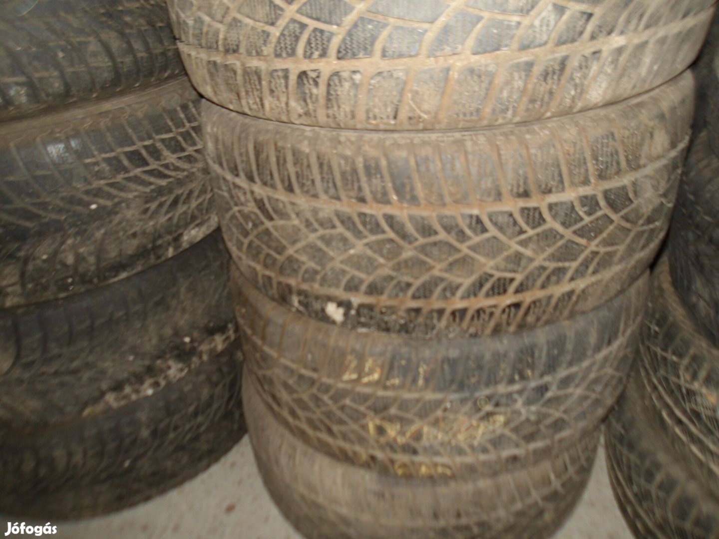 255/45r17 Dunlop téli gumi ajándék szereléssel