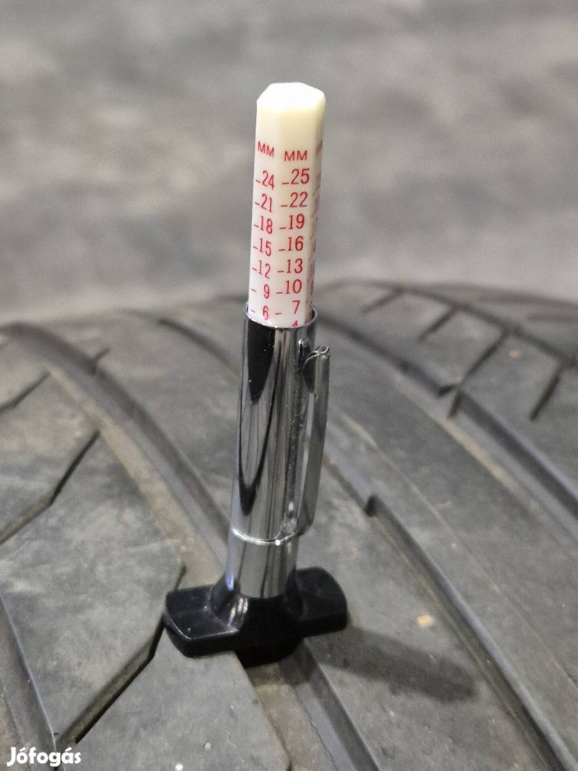 255/50 R19 Continental nyári gumi - 5,5 mm - 2 db 55 ezer ft